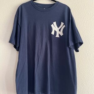 Navy Blue New York Yankees T-Shirt